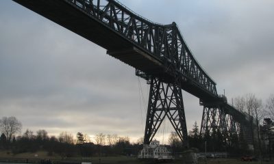 Kanalbrücke mit Schwebefähre