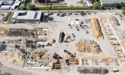 Luftaufnahme der Herstellung der Rammpfähle & Pfahlkopfplatten, Bild: Martin Tervoot