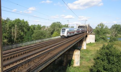 Zugverkehr auf der EÜ Herrenkrug