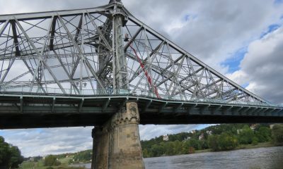 Übersicht mit Arbeitsbühne